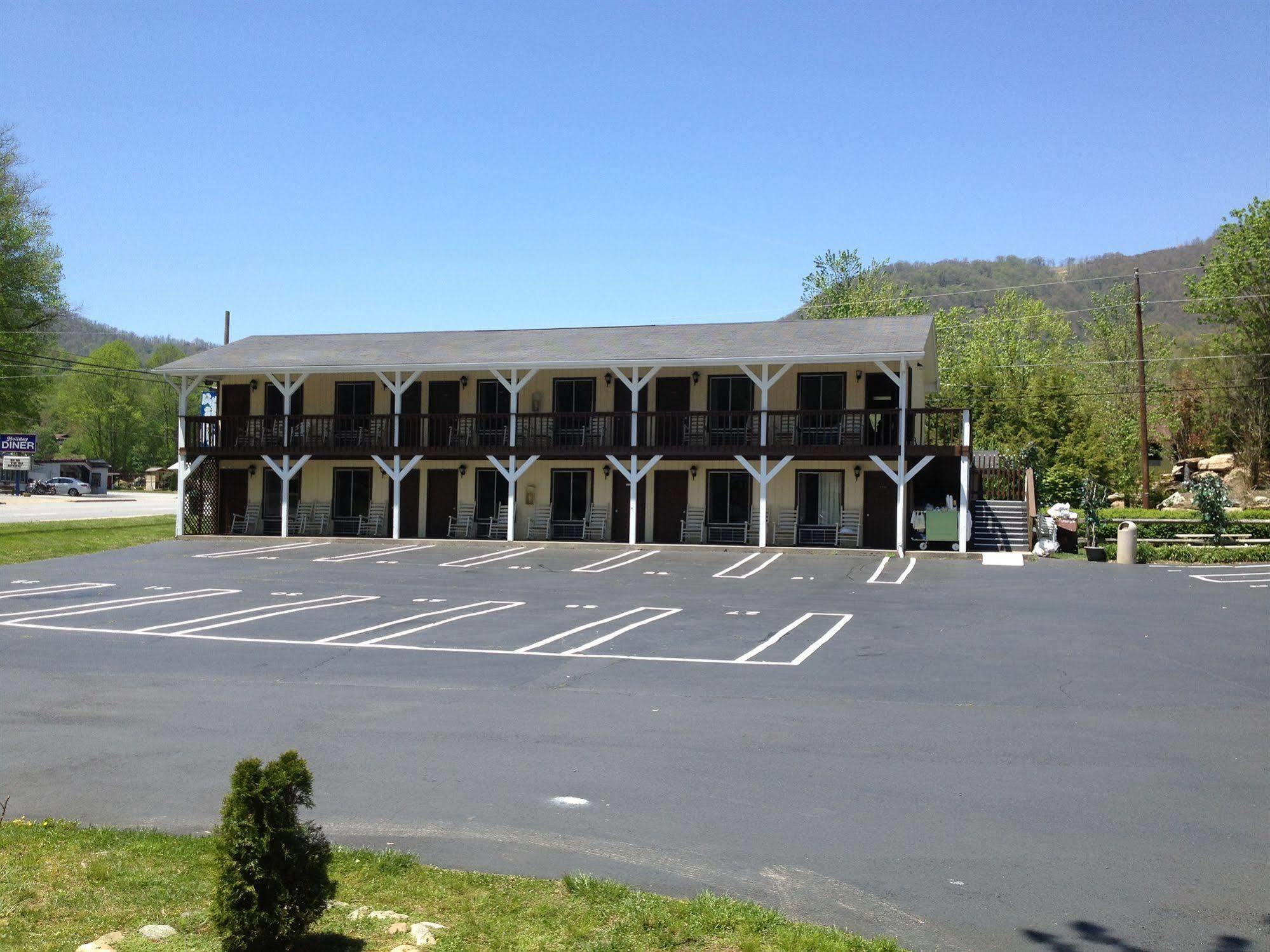Travelowes Motel - Maggie Valley Exteriér fotografie